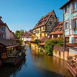 The People - Auberge de jeunesse