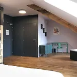 Auberge de jeunesse The People - *