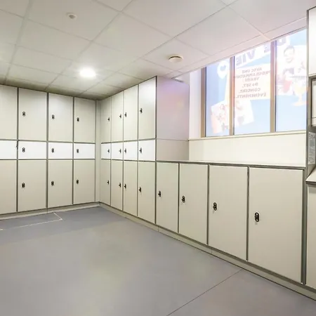 The People - Auberge de jeunesse *