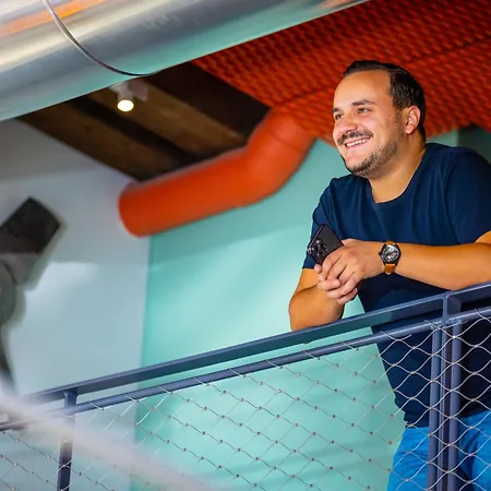 The People - Auberge de jeunesse Strasbourg