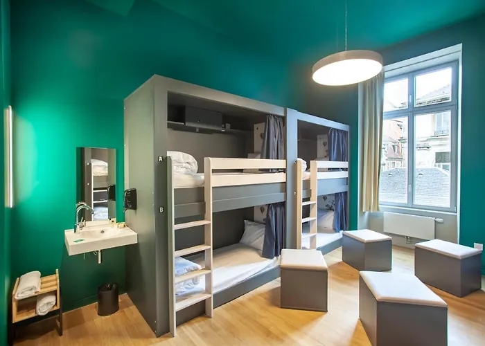 The People - Hostel Straatsburg