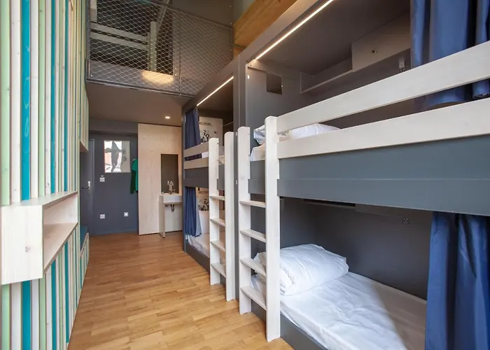 The People - Hostel Straatsburg