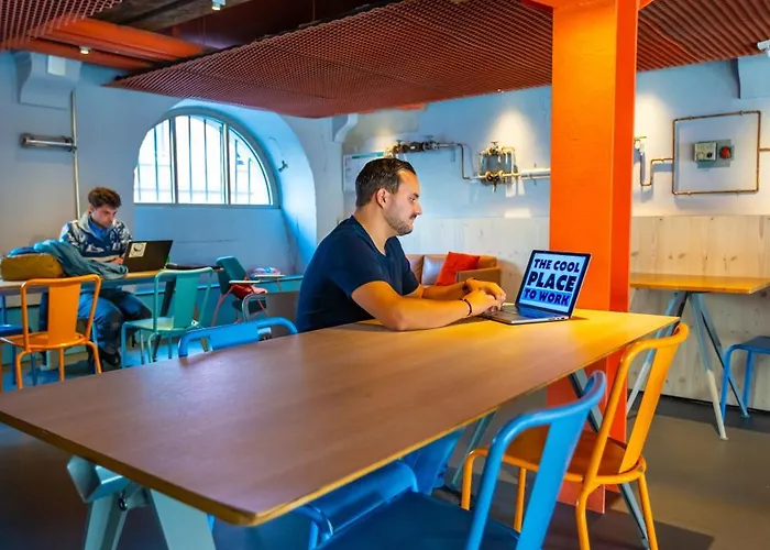 The People - * Strasbourg