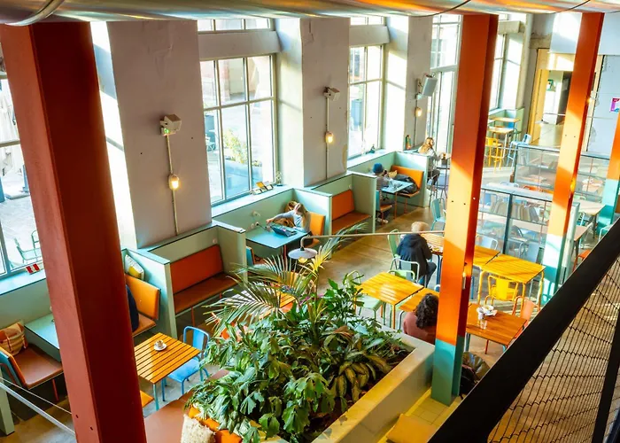 The People - * Strasbourg