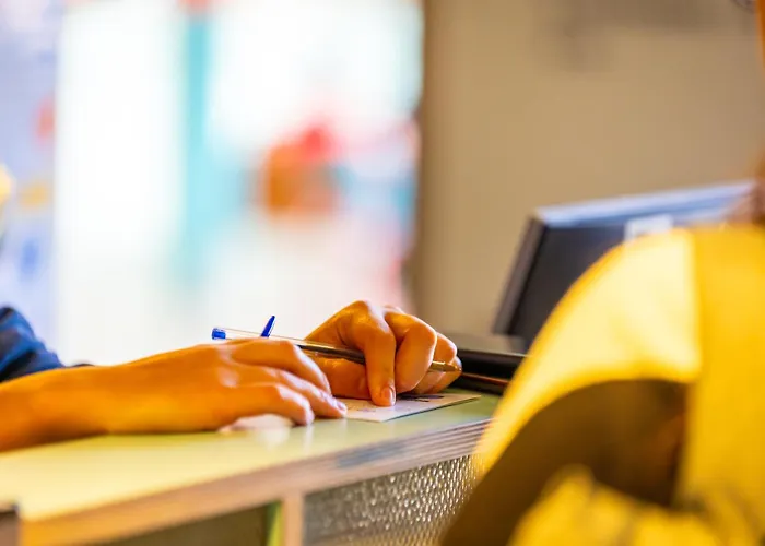 The People - * Straatsburg