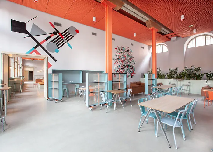 The People - Hostel Straatsburg