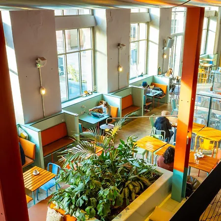 The People - * ستراسبورغ