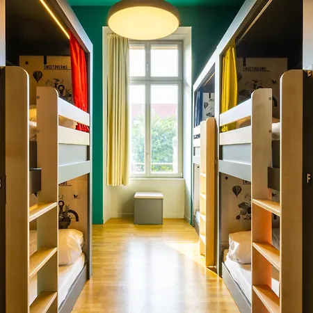 The People - Hostel Strasbourg
