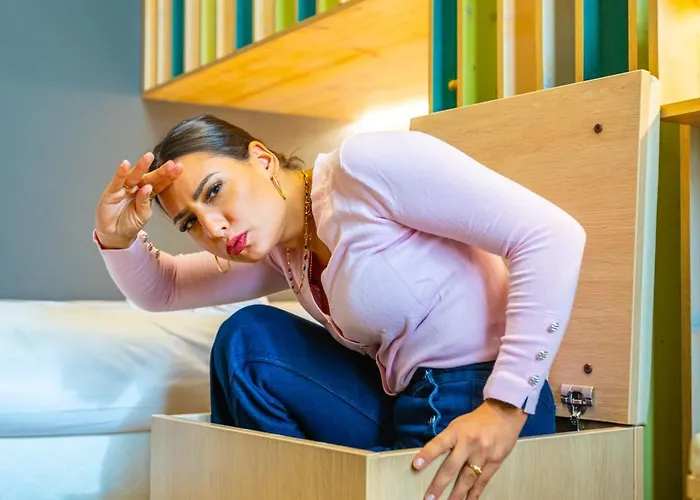 The People - ホステル