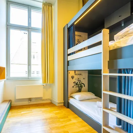 The People - * Strasbourg